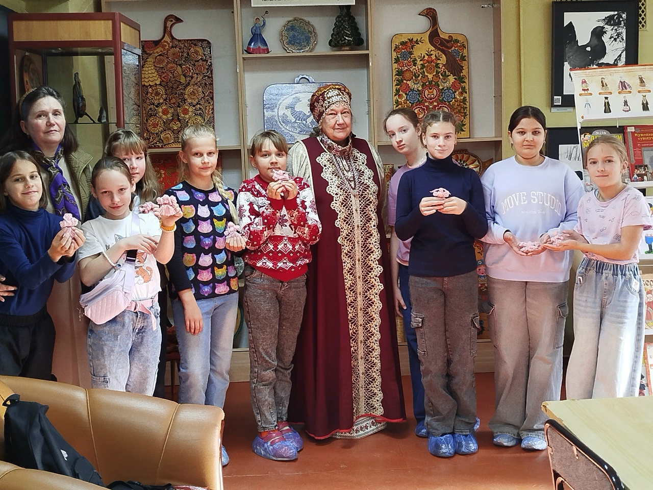 «Василиса Прекрасная»: читаем и мастерим